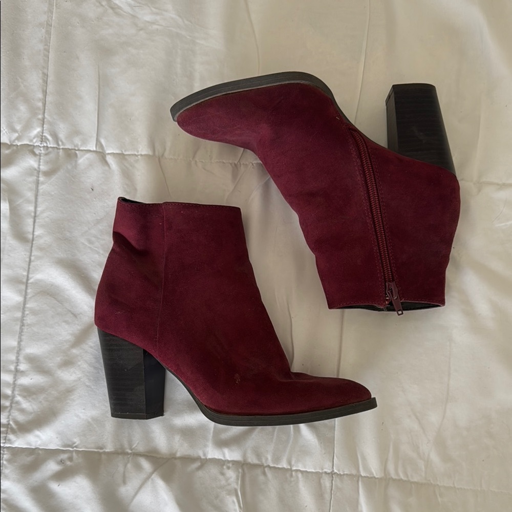 Lulus Burgundy Ankle Boots SIZE 6
